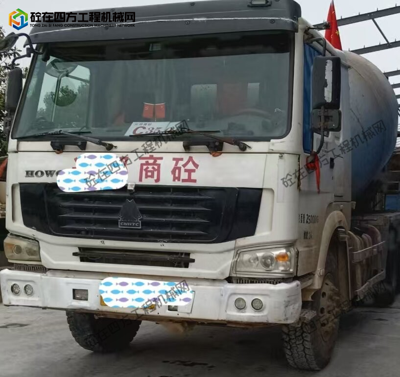 https://images.tongzsf.com/tong/truck_machine/20251015/168ef14d0f2ab6.jpg