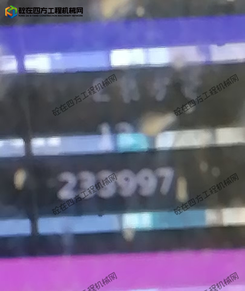 https://images.tongzsf.com/tong/truck_machine/20251015/168ef3642eb241.jpg