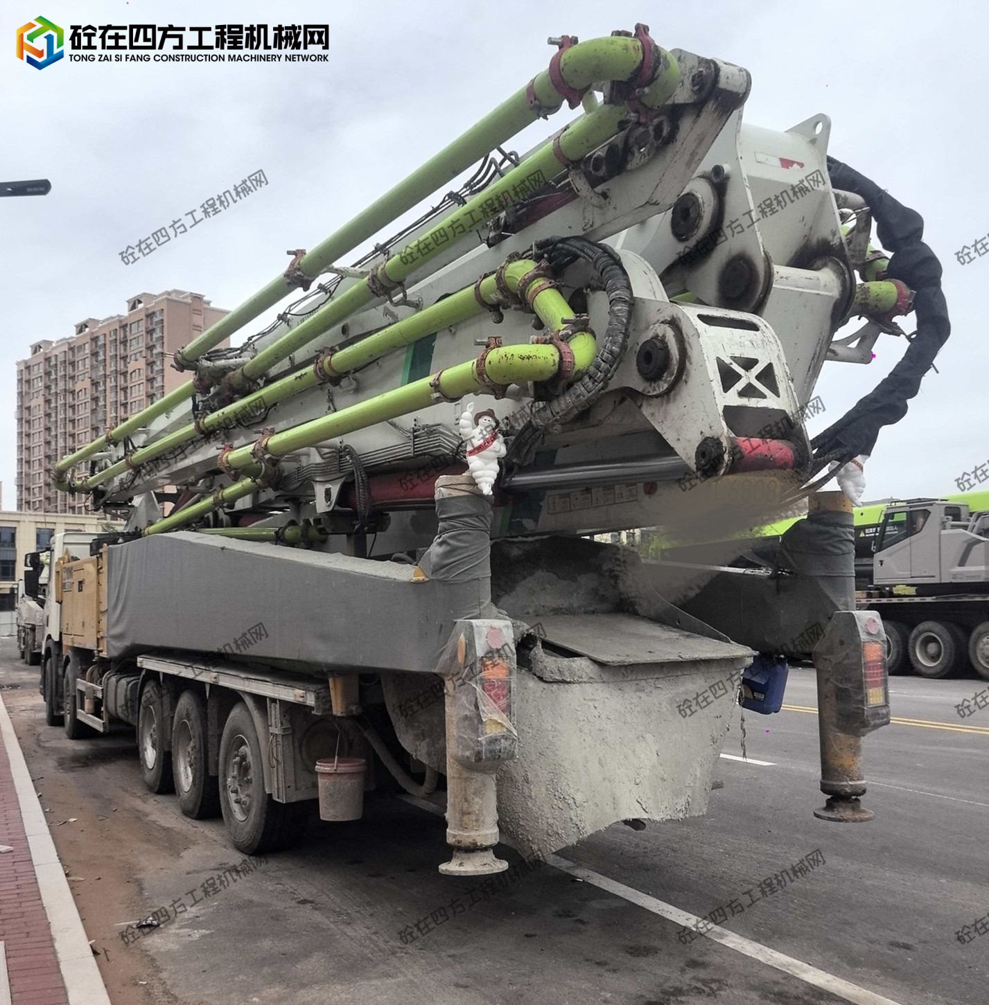 https://images.tongzsf.com/tong/truck_machine/20251015/168ef41ed9e4e6.jpg