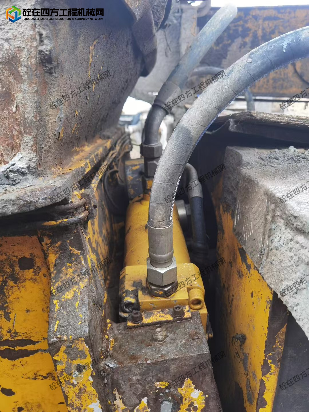 https://images.tongzsf.com/tong/truck_machine/20251015/168ef432ad95d8.jpg