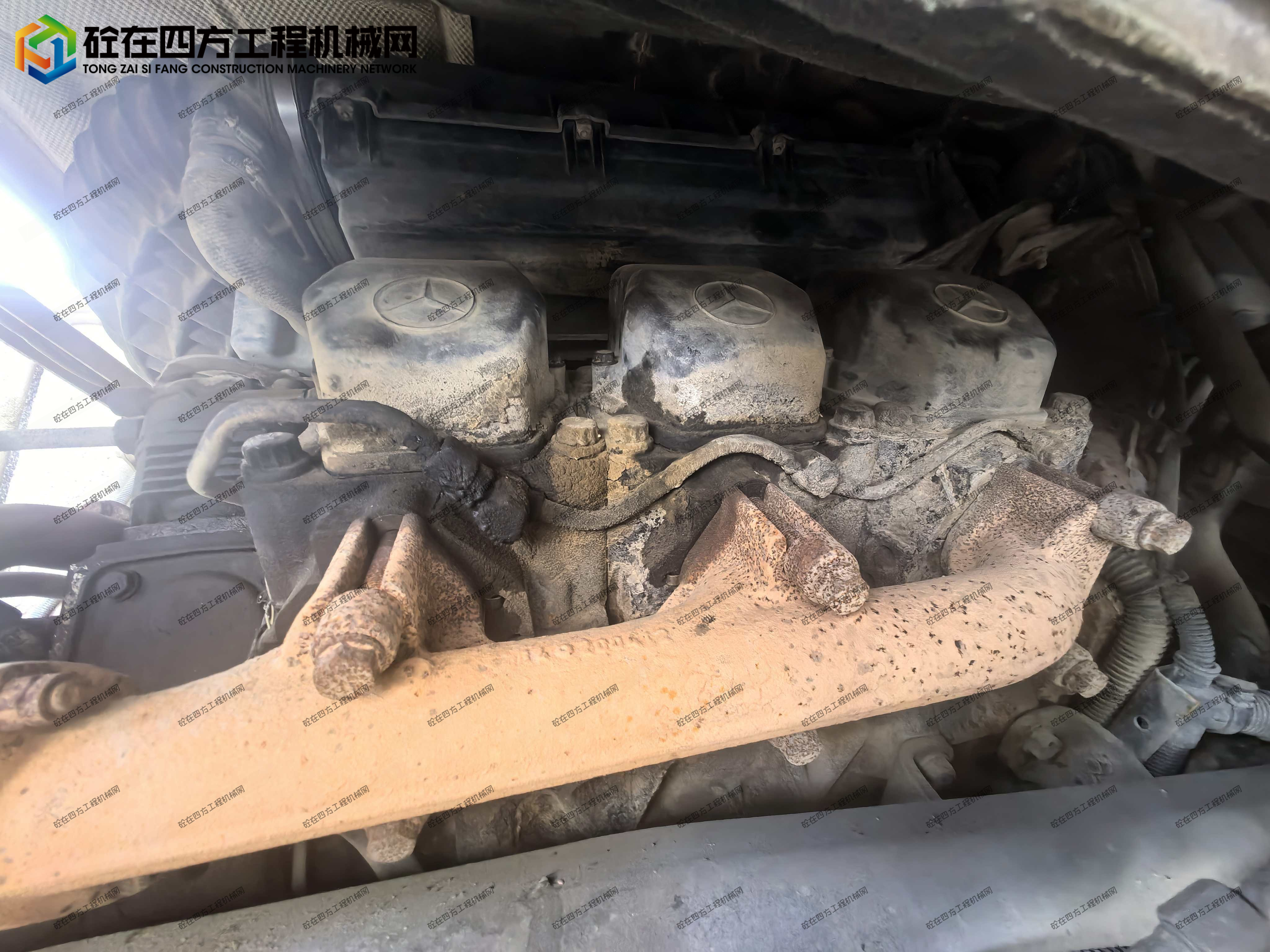 https://images.tongzsf.com/tong/truck_machine/20251015/168ef6f800f3c6.jpg