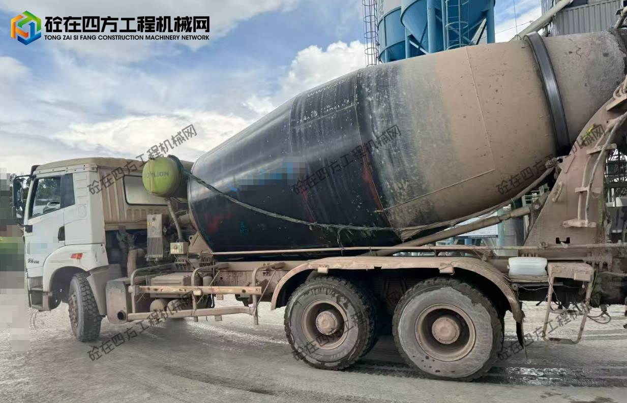 https://images.tongzsf.com/tong/truck_machine/20251016/168f0500692773.png