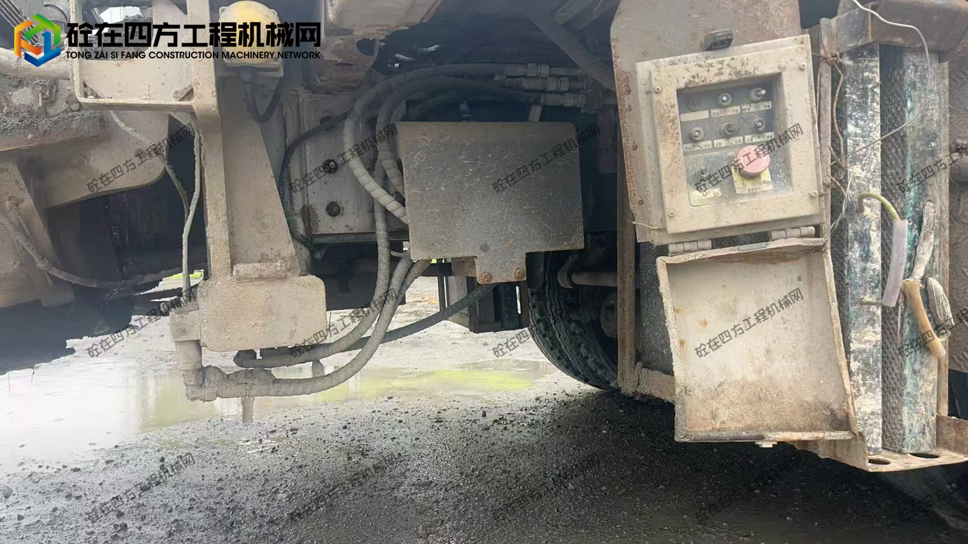 https://images.tongzsf.com/tong/truck_machine/20251016/168f0b1ea09625.jpg