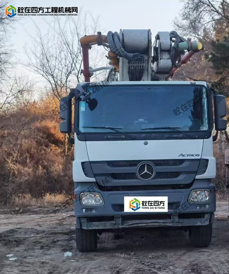 https://images.tongzsf.com/tong/truck_machine/20251017/168f1b03d55bc2.jpg