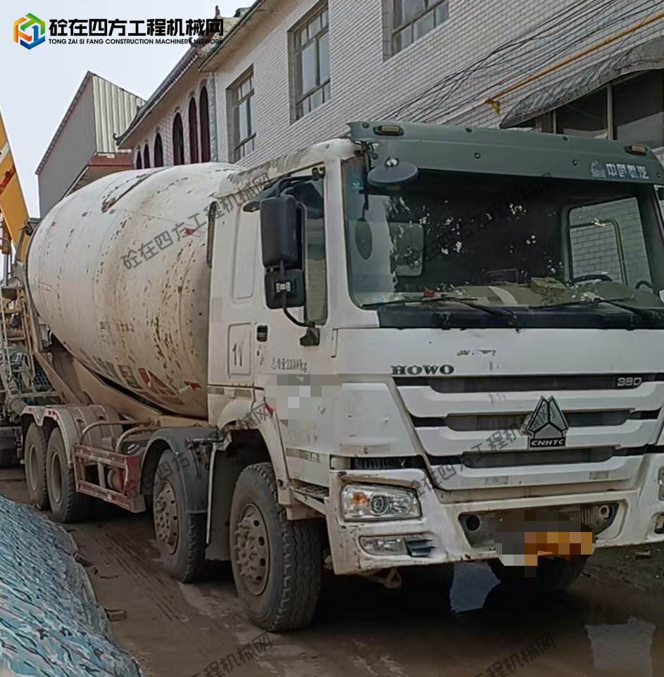 https://images.tongzsf.com/tong/truck_machine/20251017/168f1de664e19e.jpg