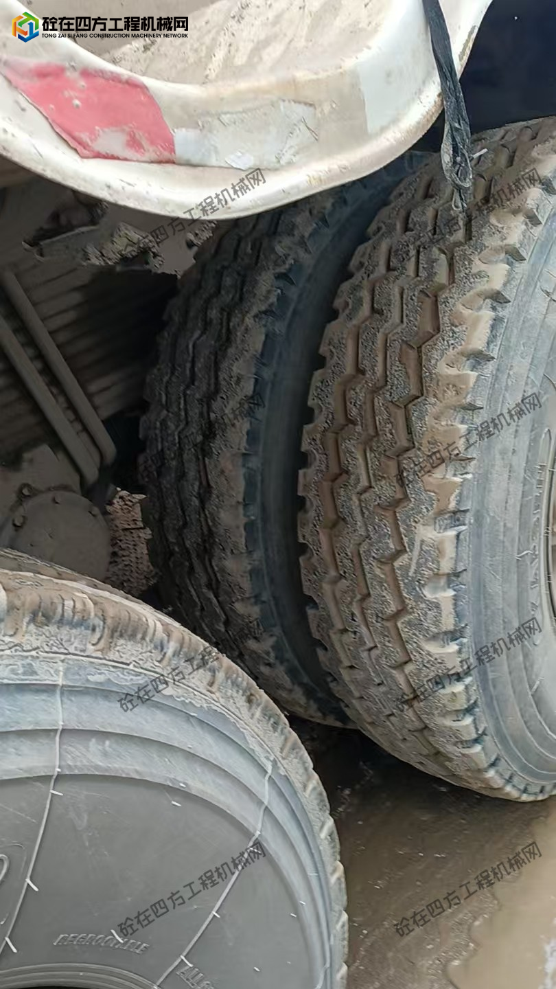 https://images.tongzsf.com/tong/truck_machine/20251017/168f1de72cd898.jpg