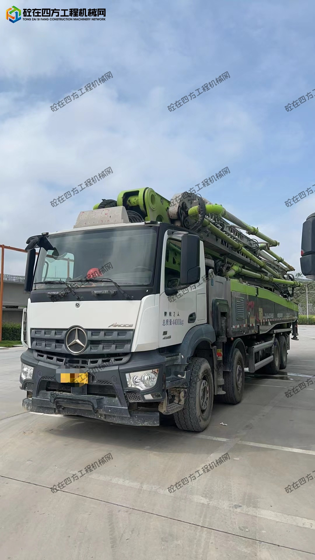 https://images.tongzsf.com/tong/truck_machine/20251017/168f1e9bc441fc.jpg