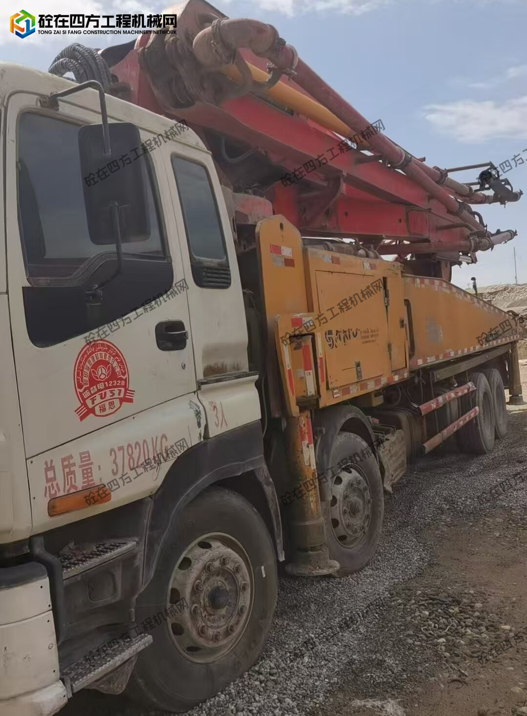https://images.tongzsf.com/tong/truck_machine/20251020/168f5d7ede3484.jpg
