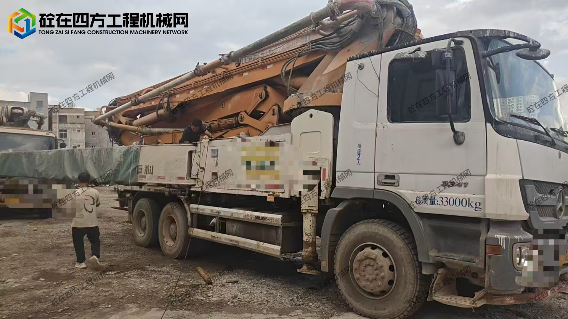 https://images.tongzsf.com/tong/truck_machine/20251021/168f6f9ae6f03c.jpg
