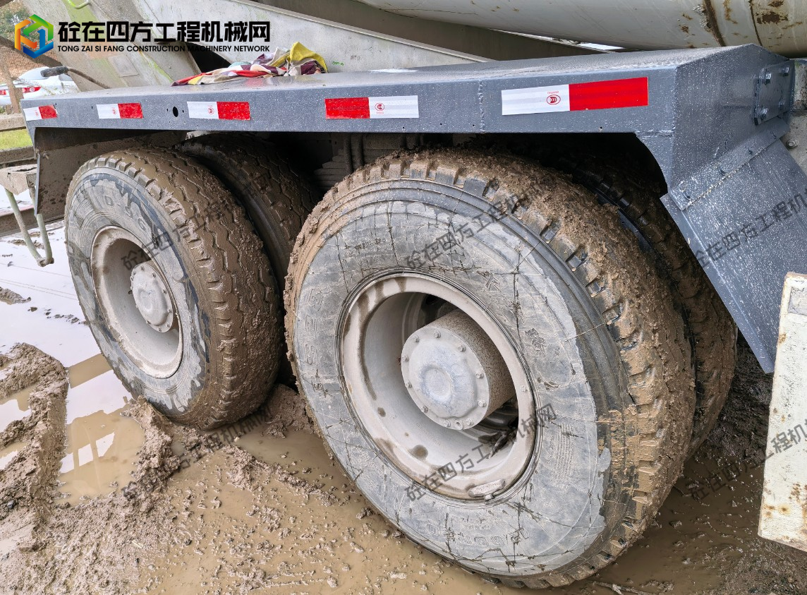 https://images.tongzsf.com/tong/truck_machine/20251021/168f74a4b2a2d9.png