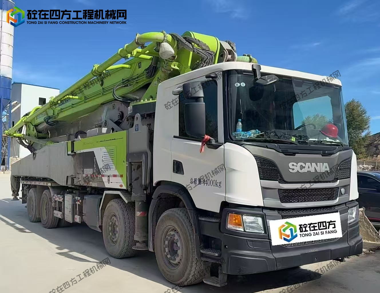 https://images.tongzsf.com/tong/truck_machine/20251023/168f9e9fa0819f.jpg