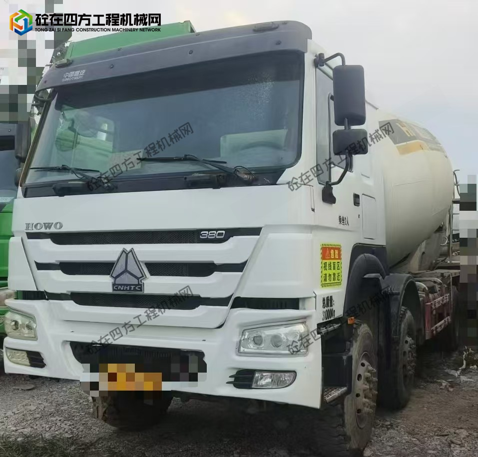 https://images.tongzsf.com/tong/truck_machine/20251029/169017a3ee3e88.jpg