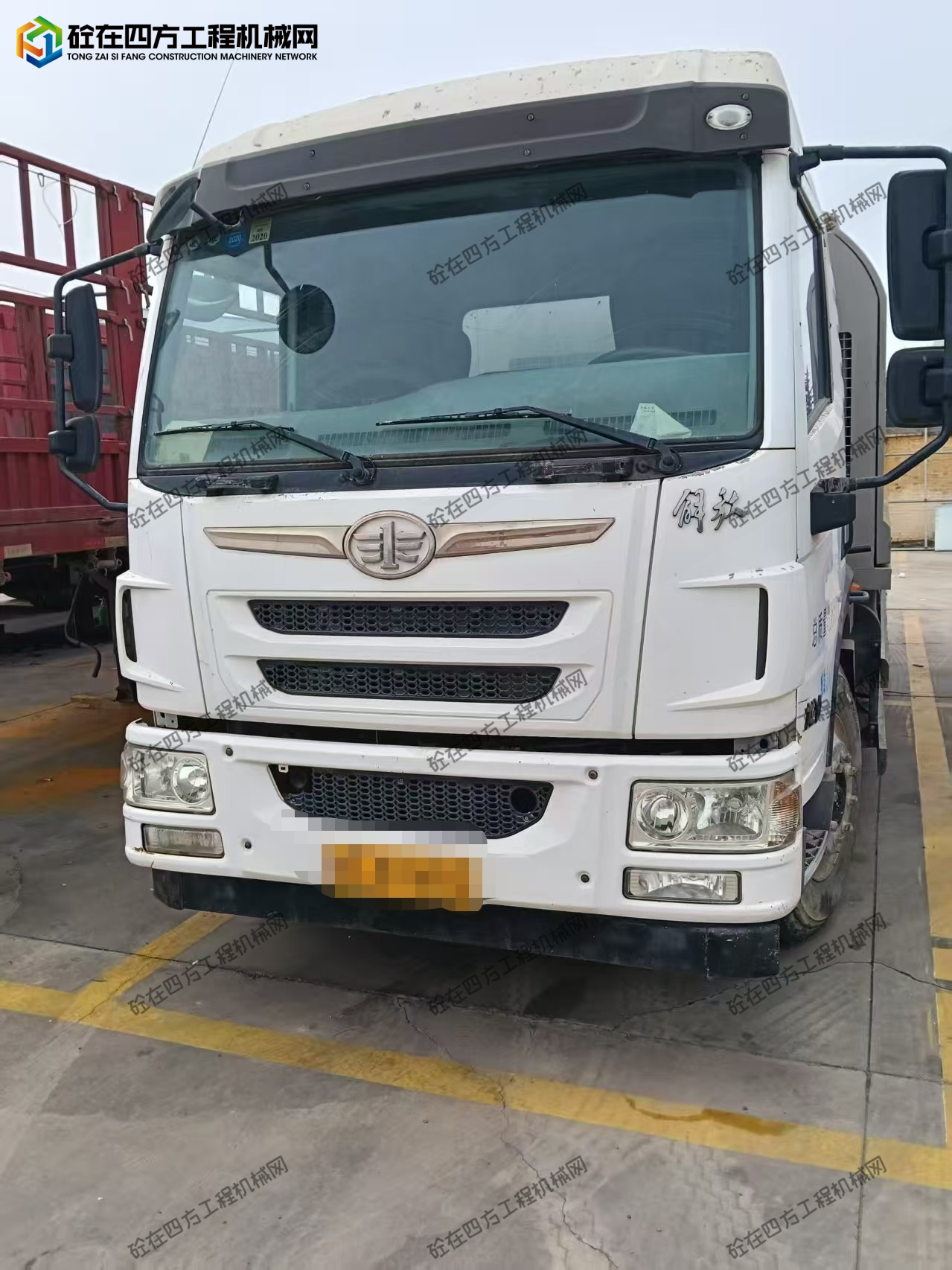 https://images.tongzsf.com/tong/truck_machine/20251102/16906e2ba0717e.jpg