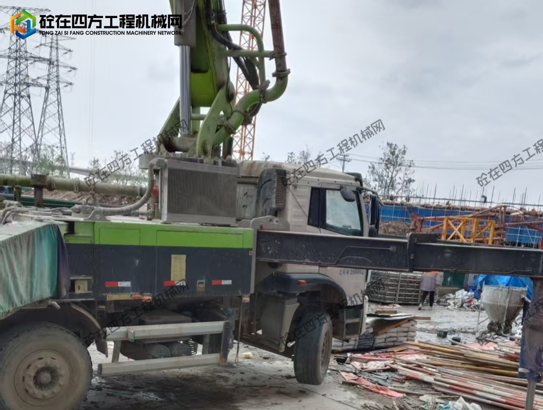 https://images.tongzsf.com/tong/truck_machine/20251103/169080c92e510a.jpg