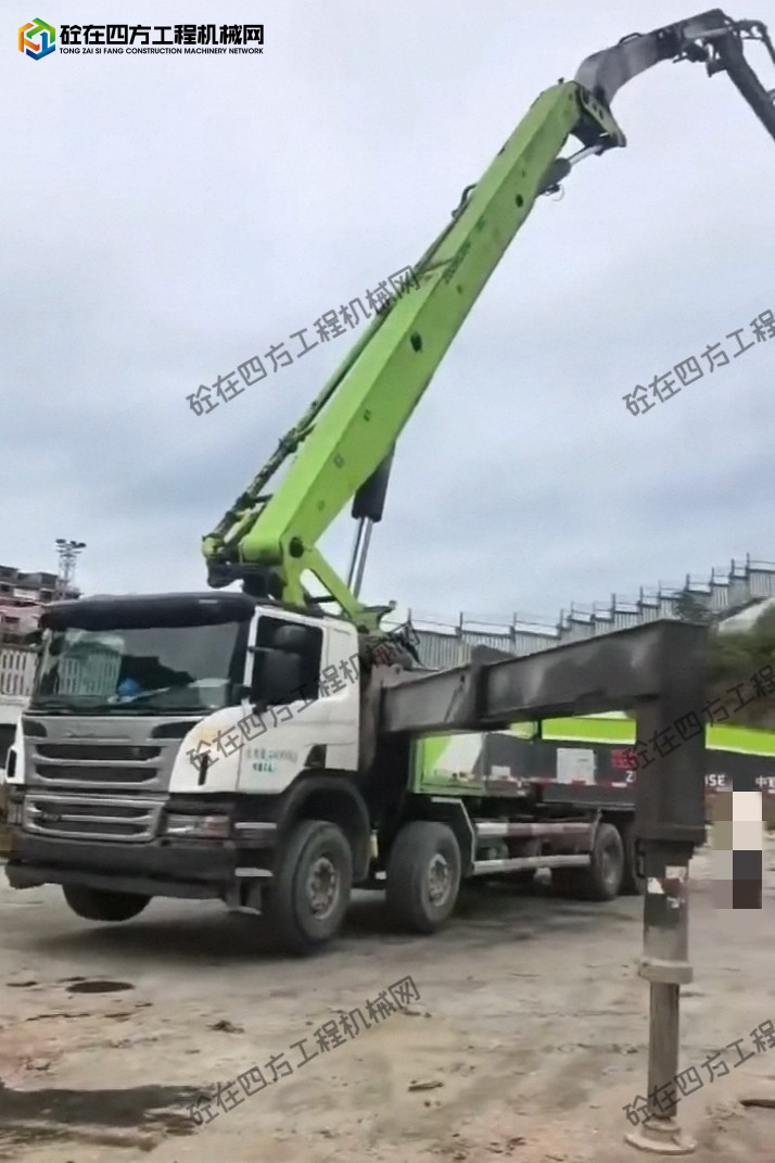 https://images.tongzsf.com/tong/truck_machine/20251104/16909683513625.jpg