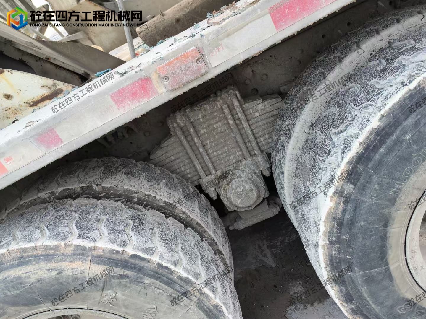 https://images.tongzsf.com/tong/truck_machine/20251108/1690f239e2dbb7.jpg