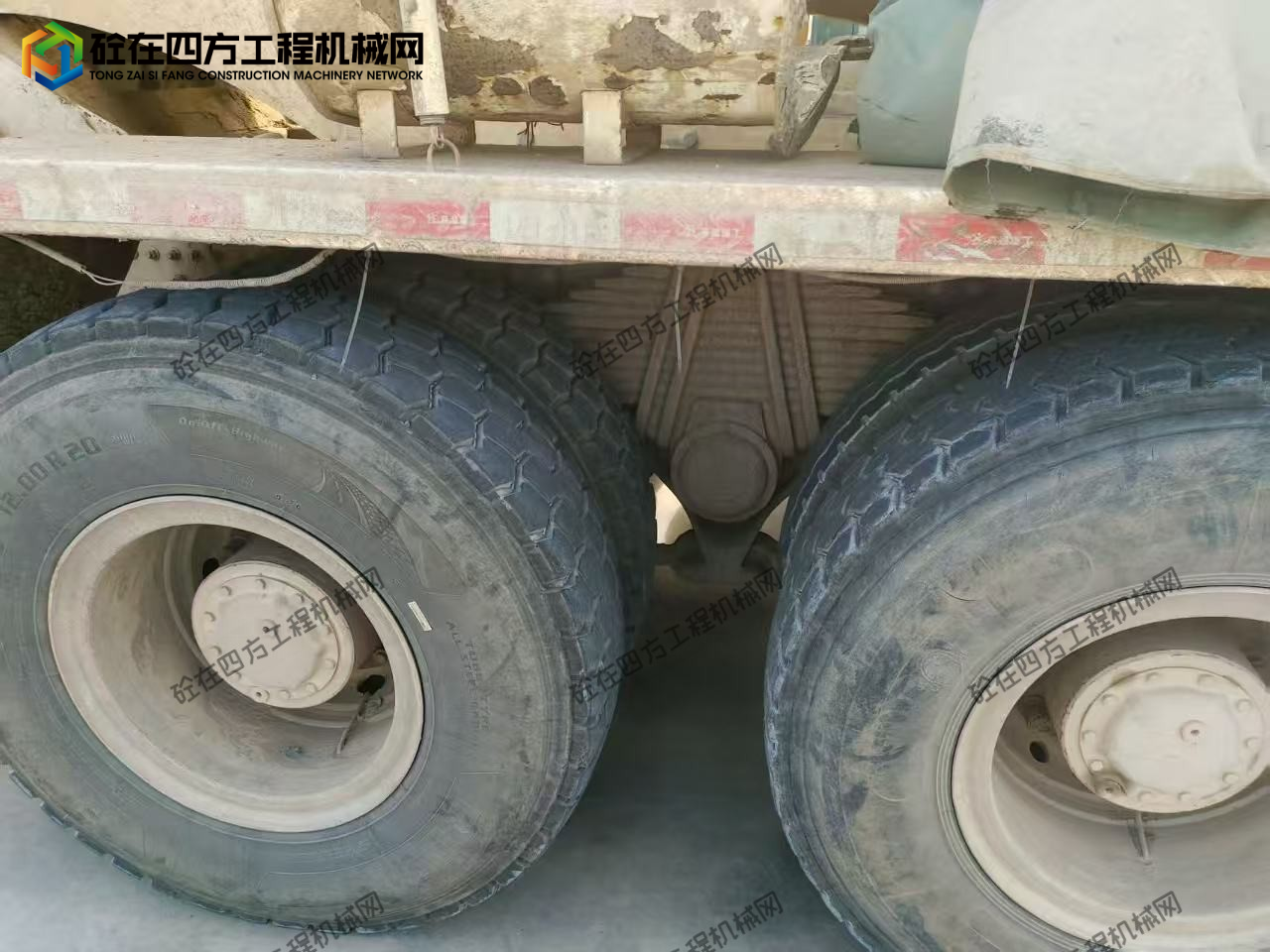 https://images.tongzsf.com/tong/truck_machine/20251111/16912ad29c2b32.jpg