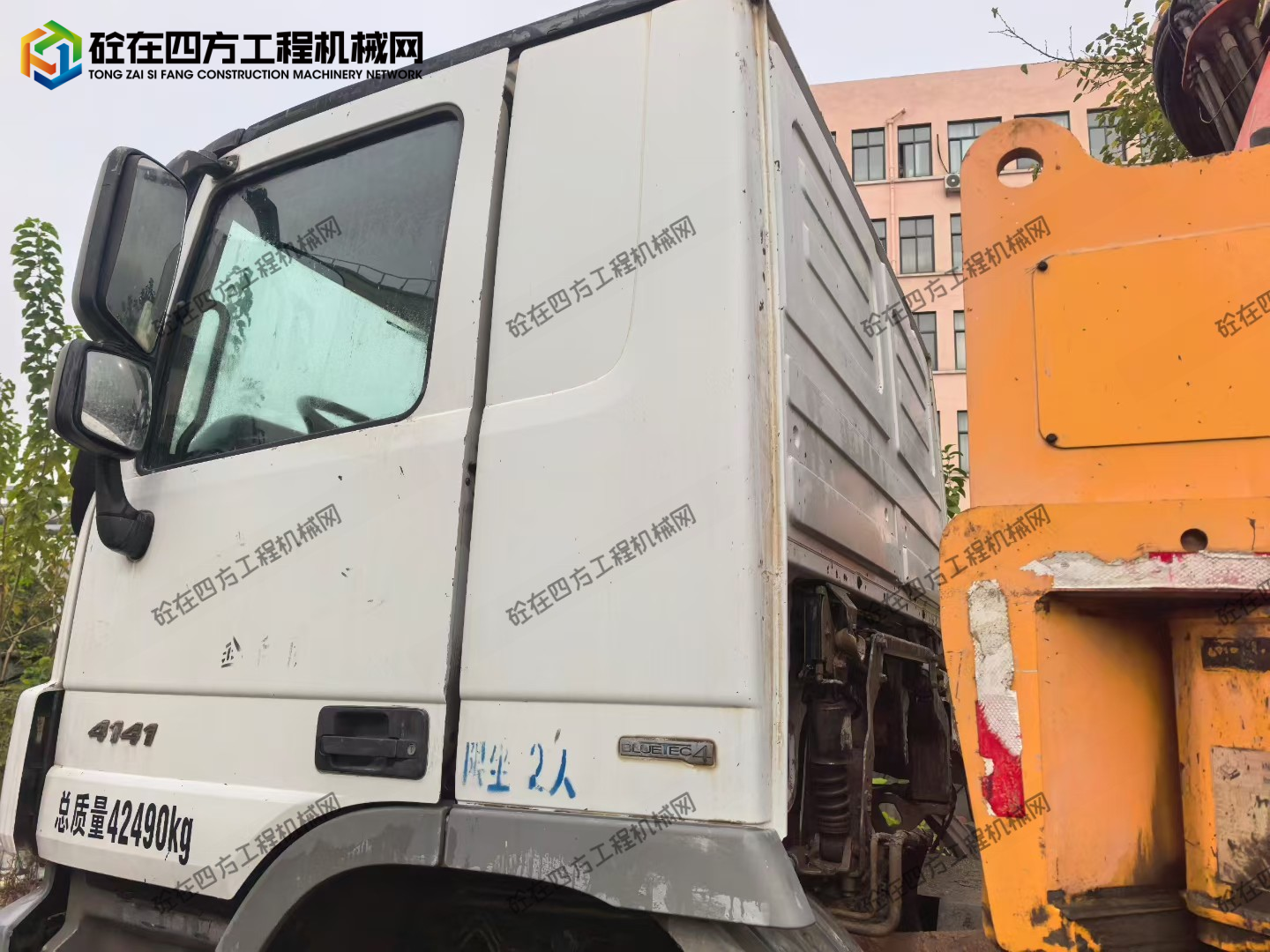 https://images.tongzsf.com/tong/truck_machine/20251113/16915717fb4a4d.jpg