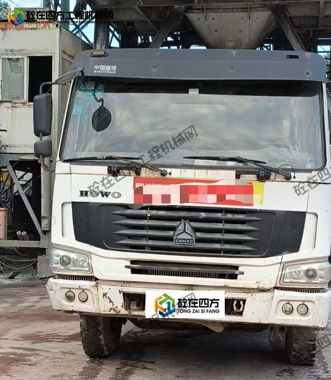 https://images.tongzsf.com/tong/truck_machine/20251114/16916c69f30616.jpg