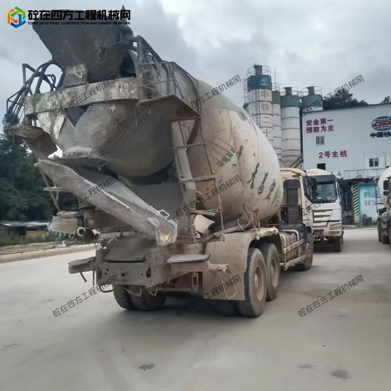 https://images.tongzsf.com/tong/truck_machine/20251117/1691a8a61e023a.jpg