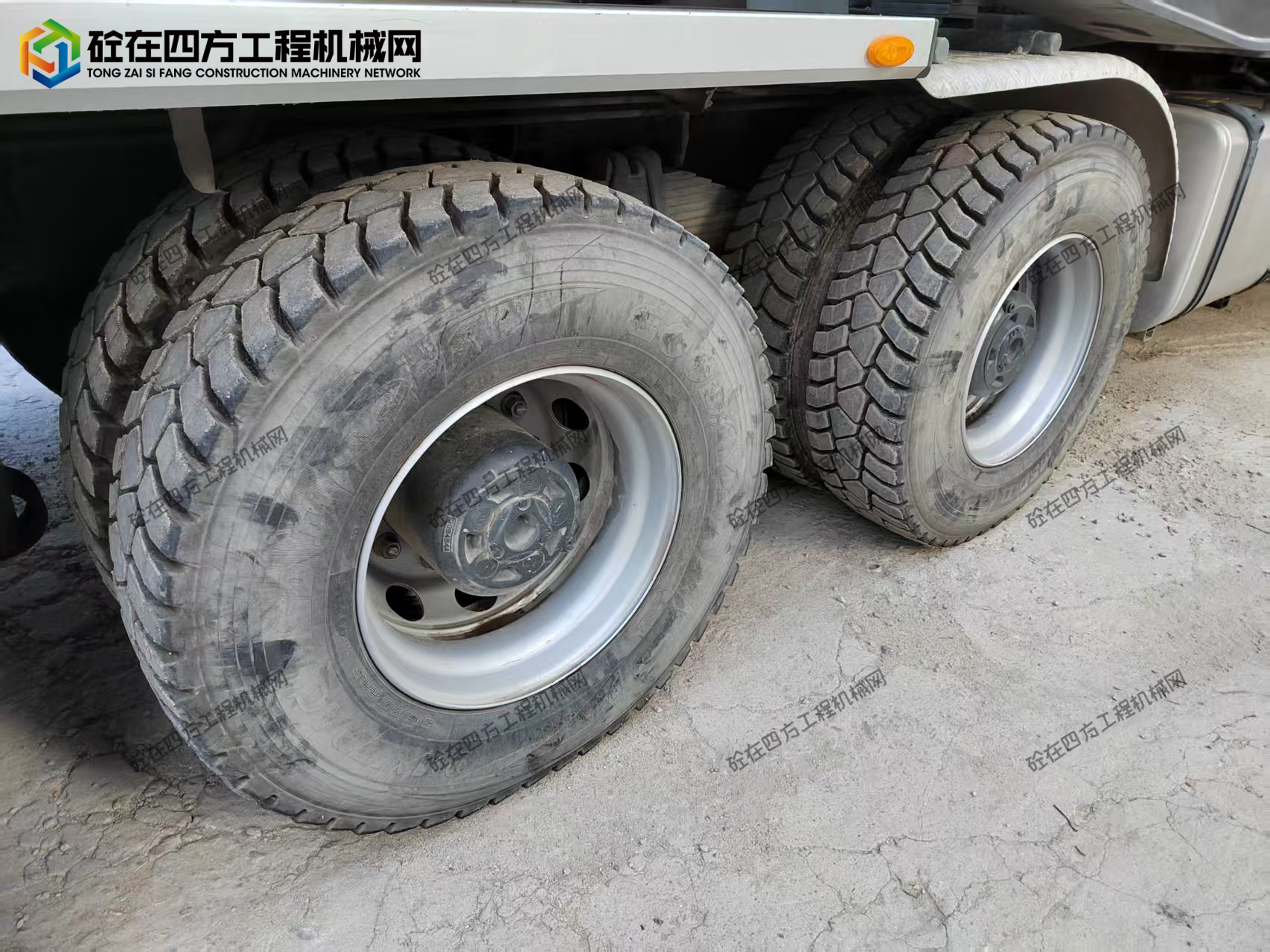 https://images.tongzsf.com/tong/truck_machine/20251118/1691be1e416e6b.jpg