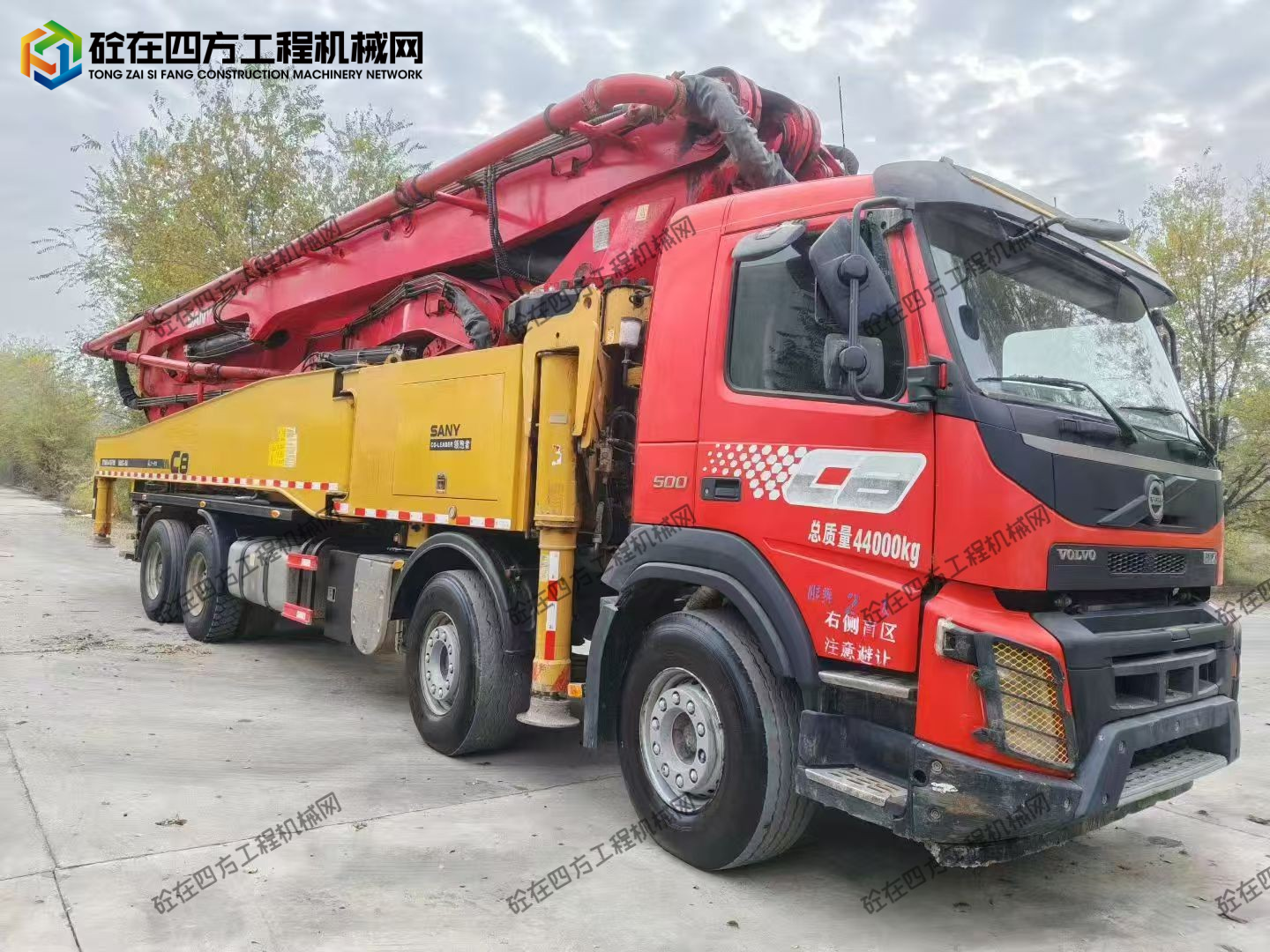 https://images.tongzsf.com/tong/truck_machine/20251118/1691bef069fb1d.jpg