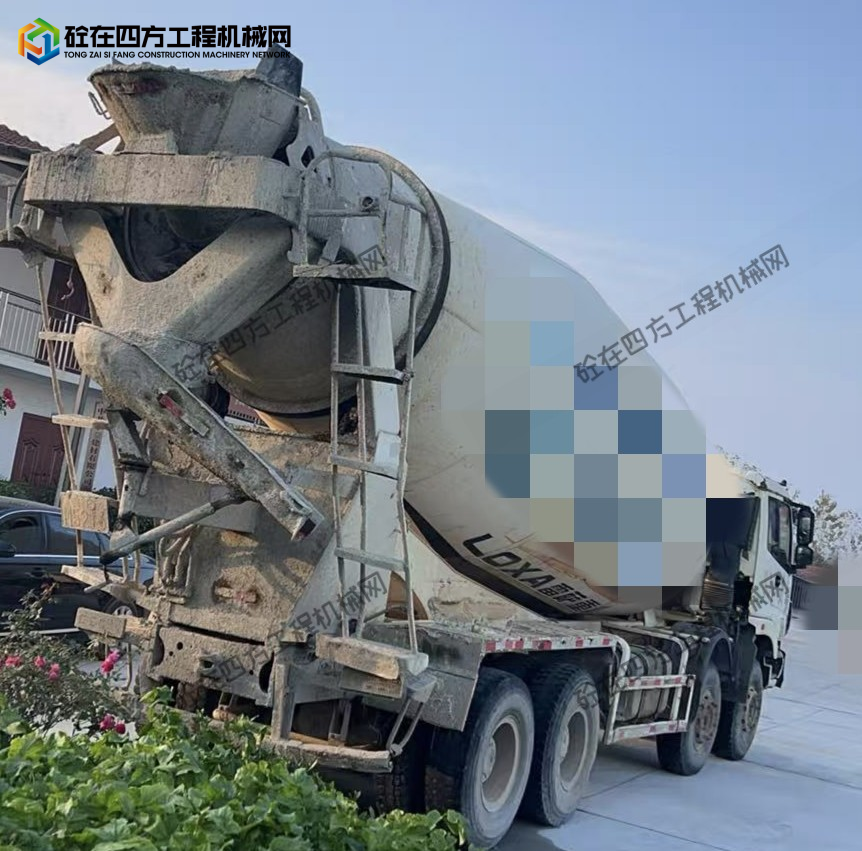 https://images.tongzsf.com/tong/truck_machine/20251120/1691ed7ed272c2.jpg