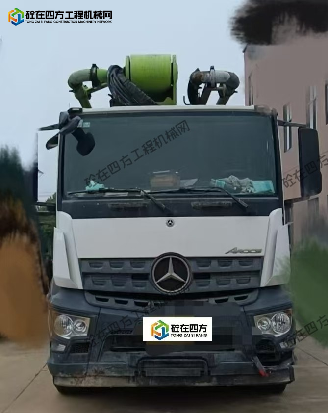 https://images.tongzsf.com/tong/truck_machine/20251127/16927c8b2970fc.jpg