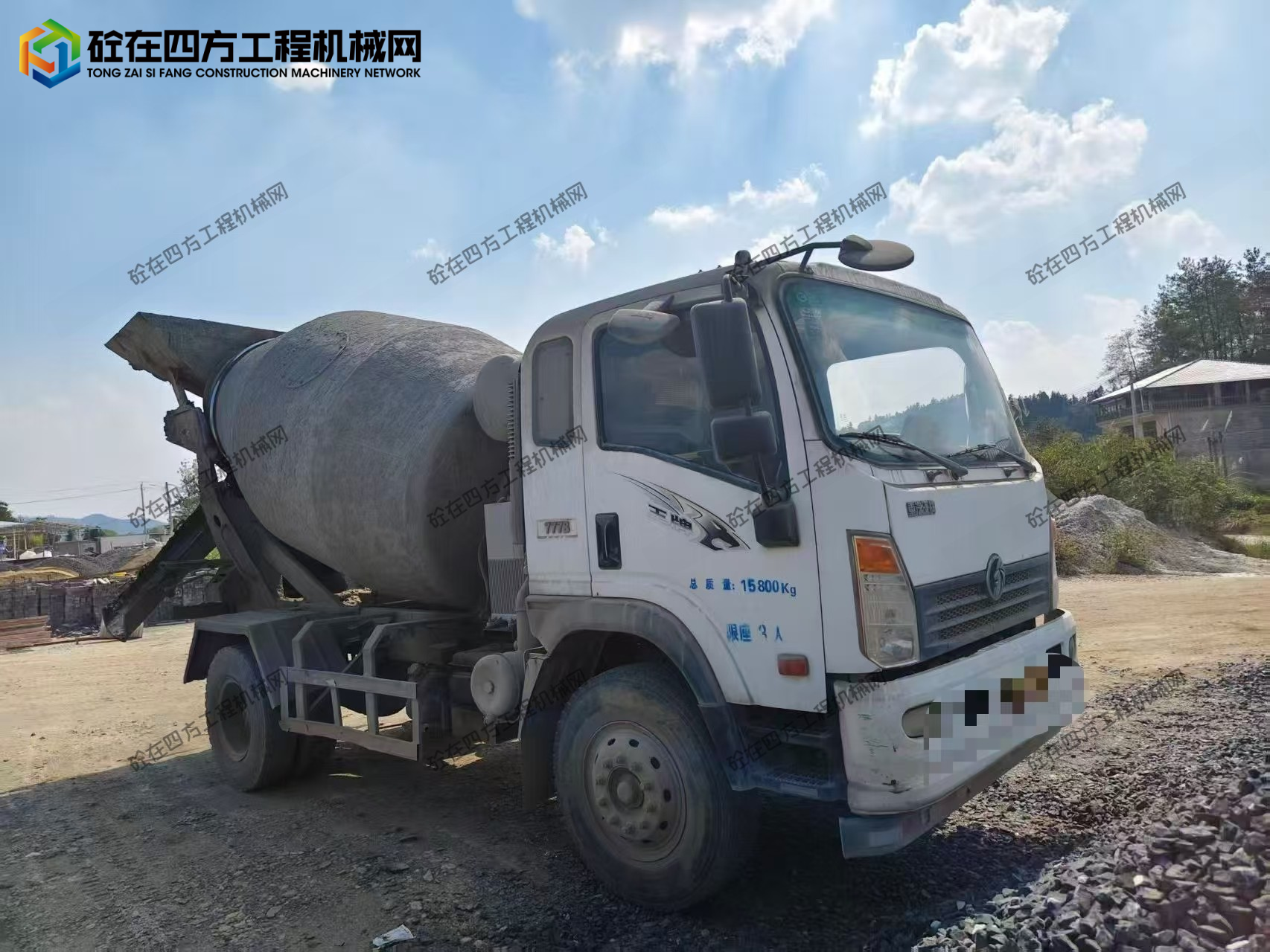 https://images.tongzsf.com/tong/truck_machine/20251128/1692949533ef87.jpg
