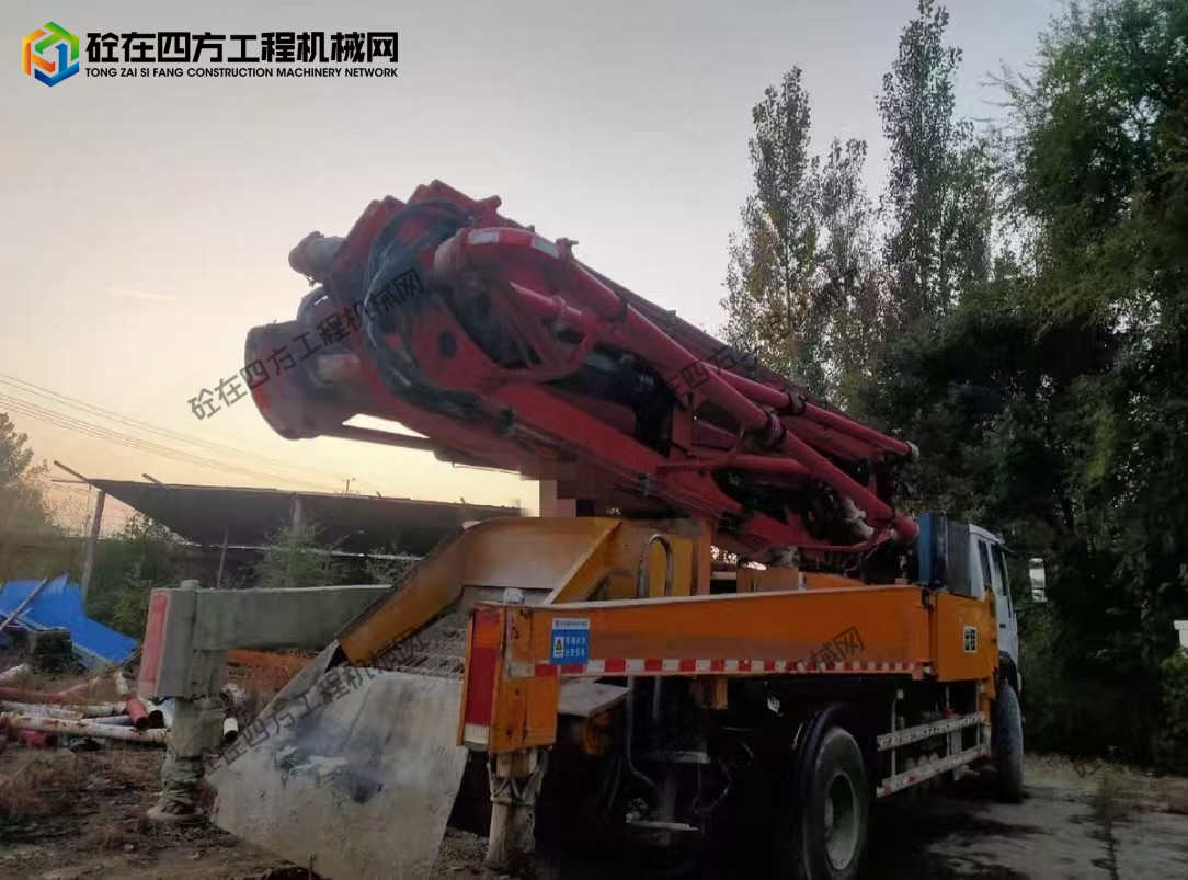 https://images.tongzsf.com/tong/truck_machine/20251202/1692e9b2752894.jpg