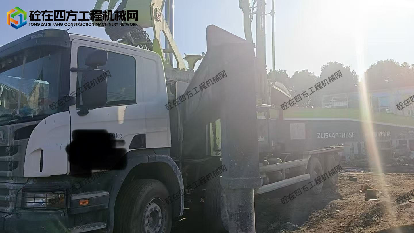 https://images.tongzsf.com/tong/truck_machine/20251202/1692ef47531ade.jpg