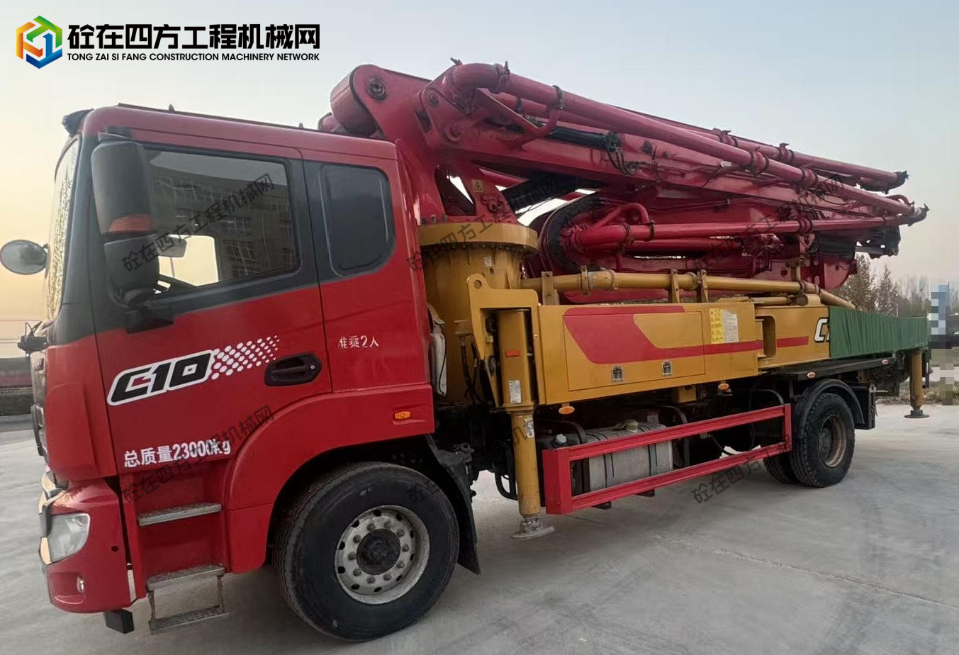 https://images.tongzsf.com/tong/truck_machine/20251203/1692fa54e5aff7.jpg