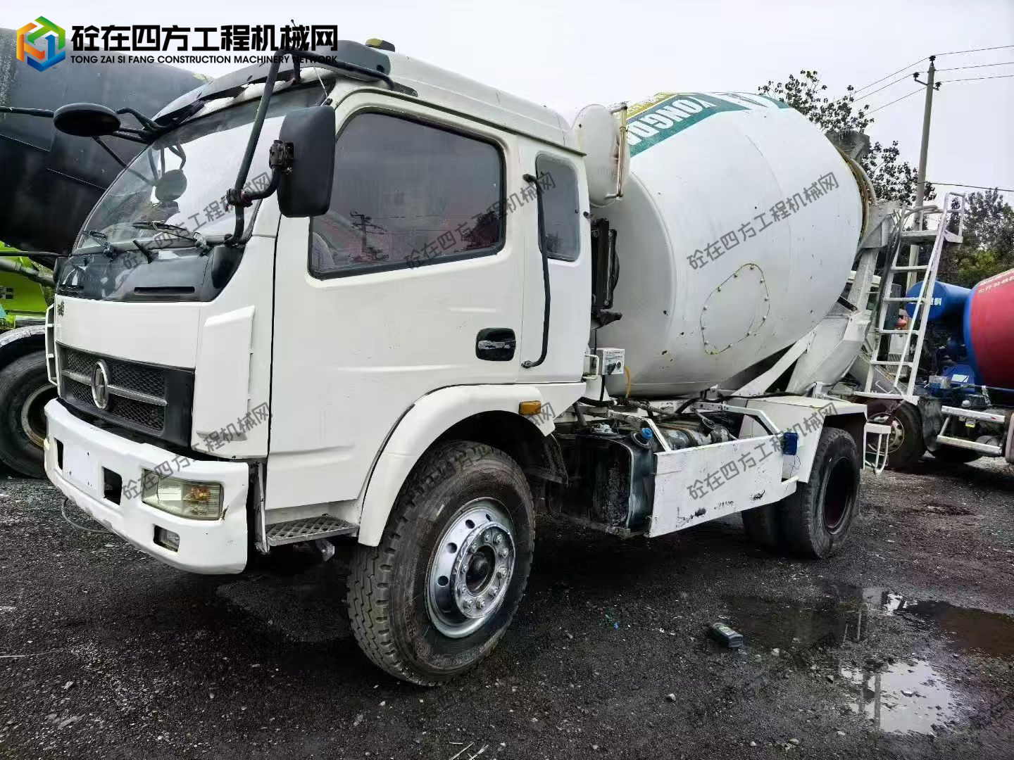 https://images.tongzsf.com/tong/truck_machine/20251203/1692ffeb7dbca9.jpg