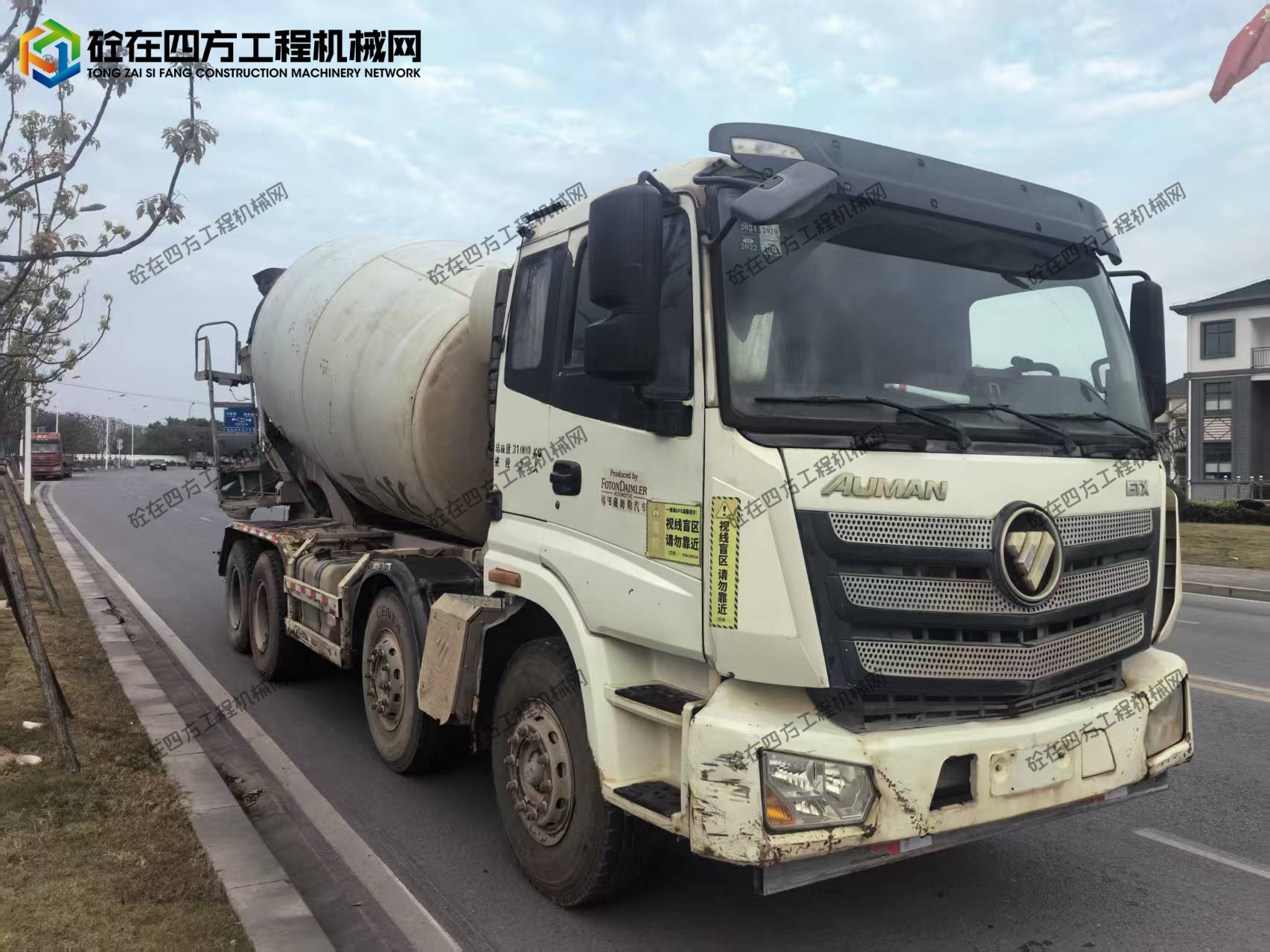 https://images.tongzsf.com/tong/truck_machine/20251203/169301ecc8f262.jpg