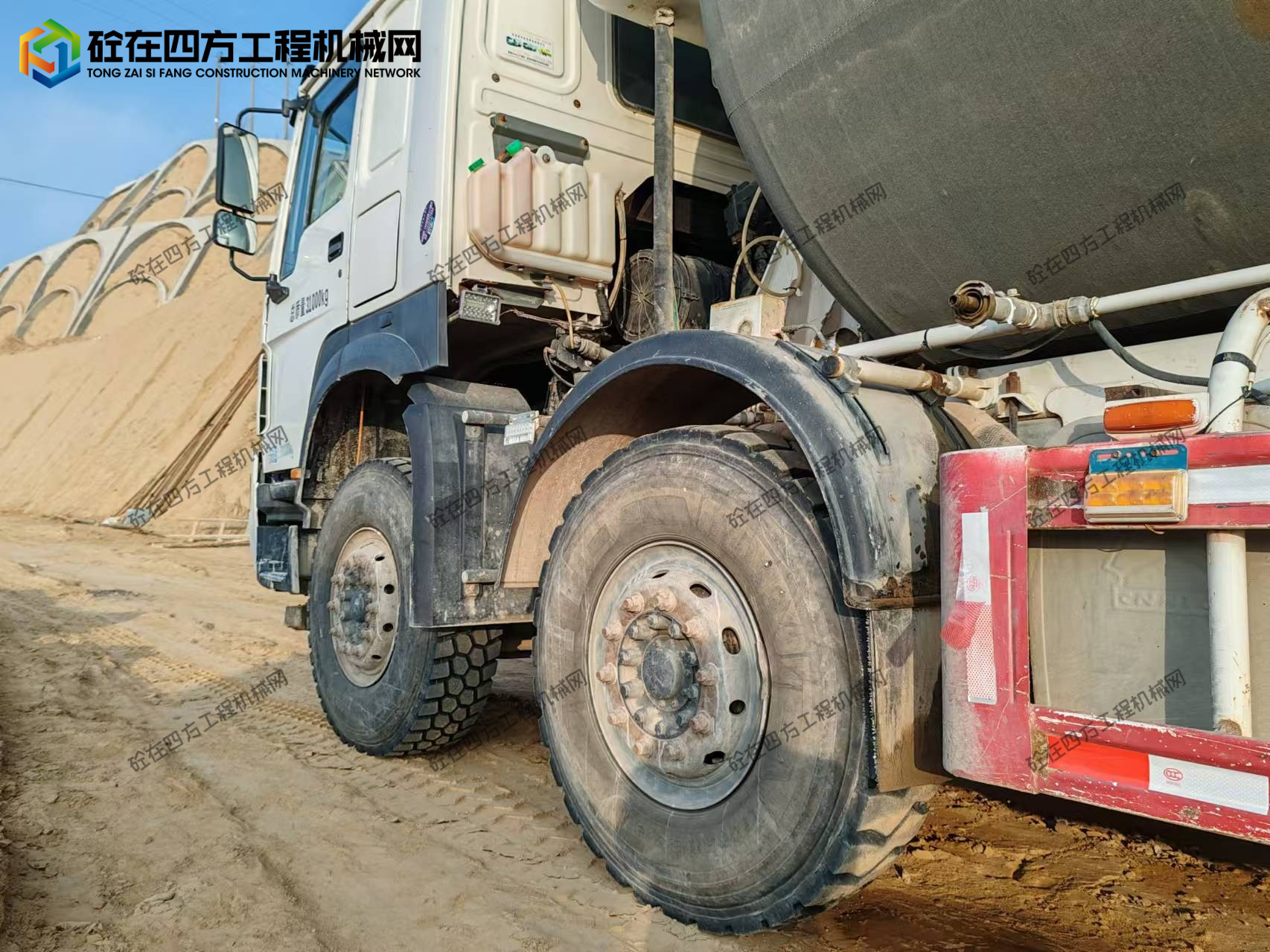 https://images.tongzsf.com/tong/truck_machine/20251207/169350a36011d1.jpg