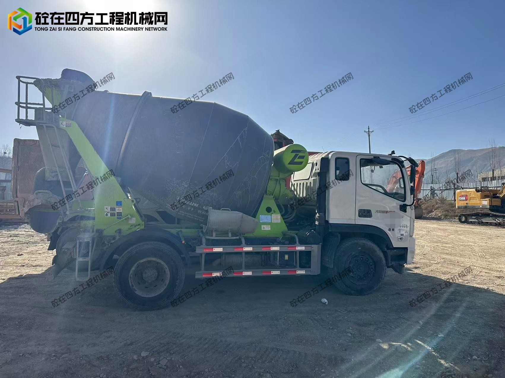 https://images.tongzsf.com/tong/truck_machine/20251210/169393ca3b789a.jpg