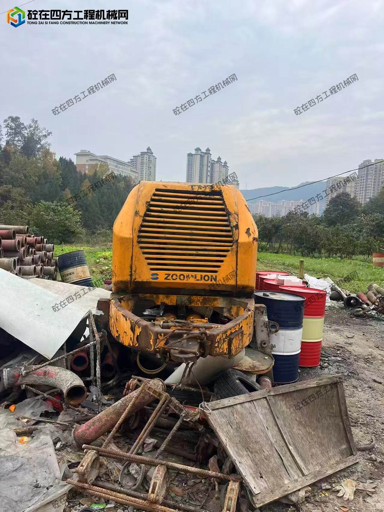https://images.tongzsf.com/tong/truck_machine/20251211/1693a72fa8f9ce.jpg