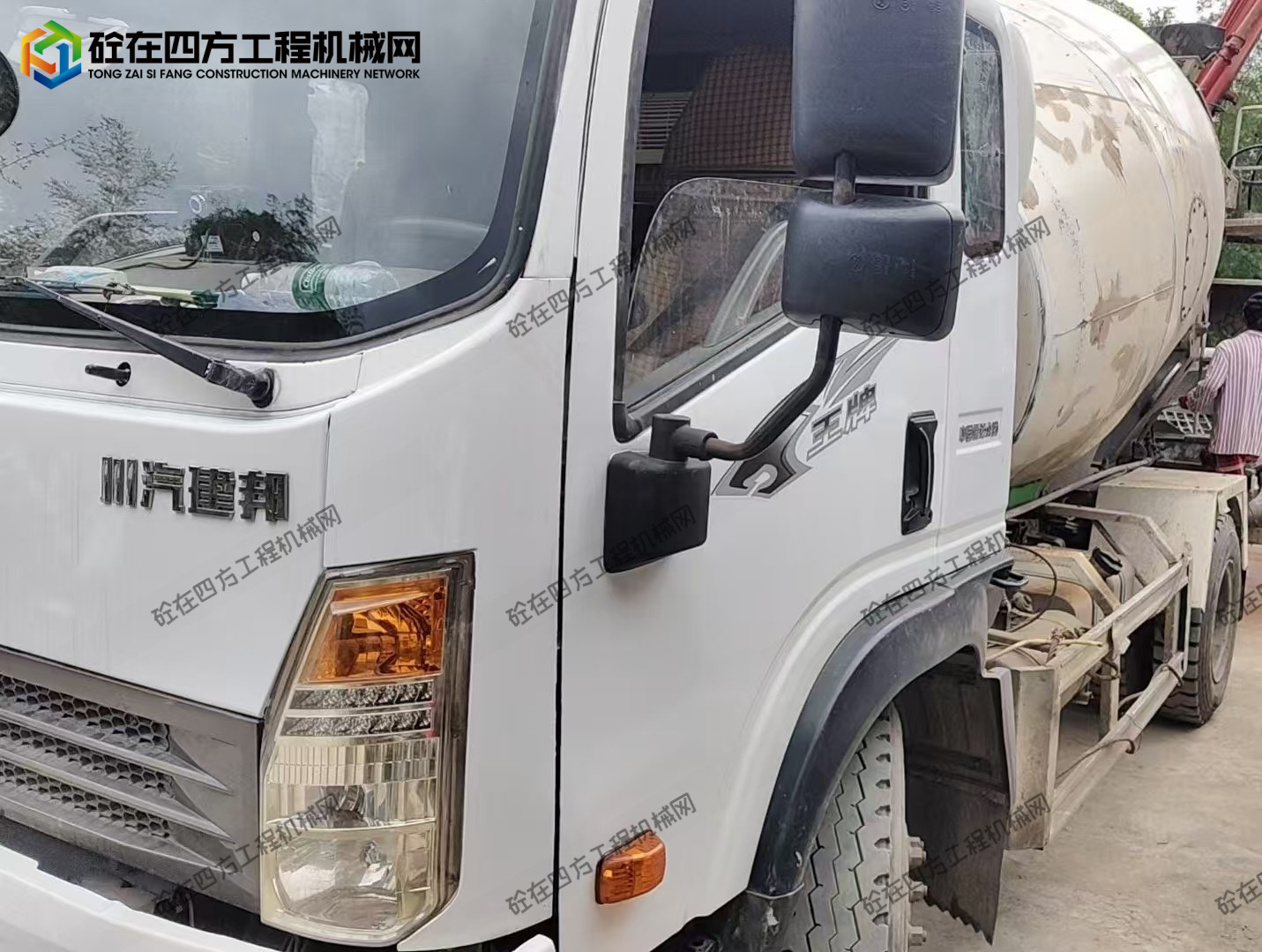 https://images.tongzsf.com/tong/truck_machine/20251211/1693a774fed2c5.jpg