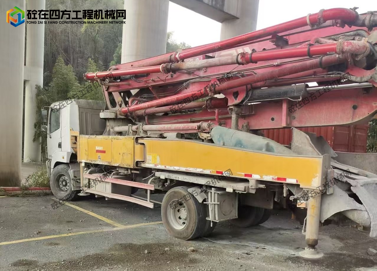 https://images.tongzsf.com/tong/truck_machine/20251212/1693bd2a61ba4c.jpg
