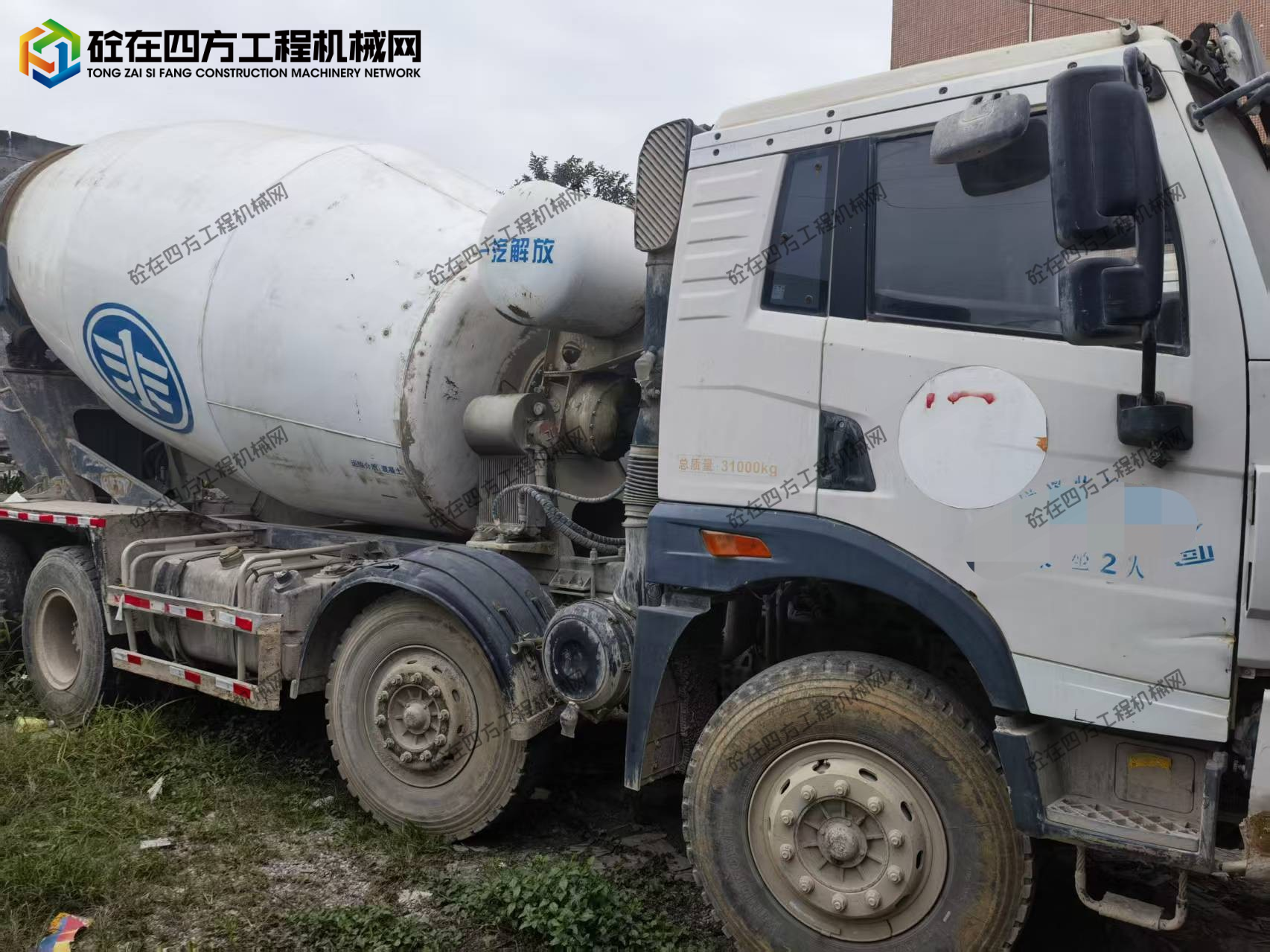 https://images.tongzsf.com/tong/truck_machine/20251212/1693bec17ca807.jpg