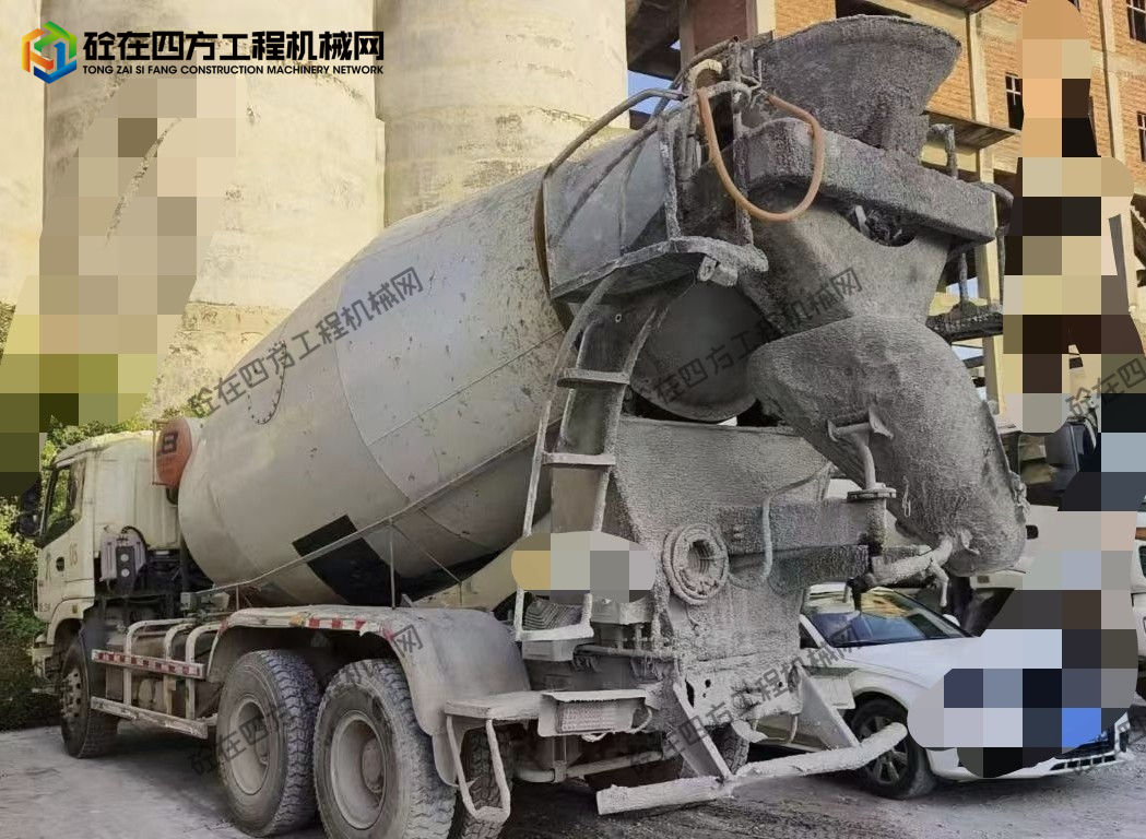 https://images.tongzsf.com/tong/truck_machine/20251216/16940ce25aaff0.jpg