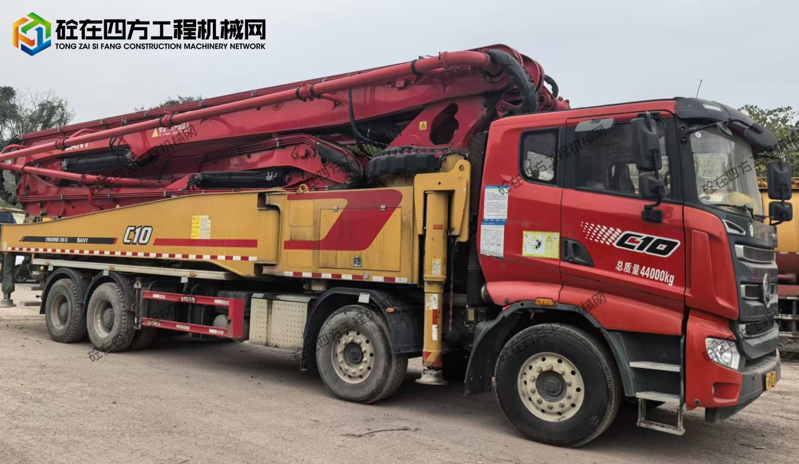 https://images.tongzsf.com/tong/truck_machine/20251217/16942b1de9fa9e.jpg