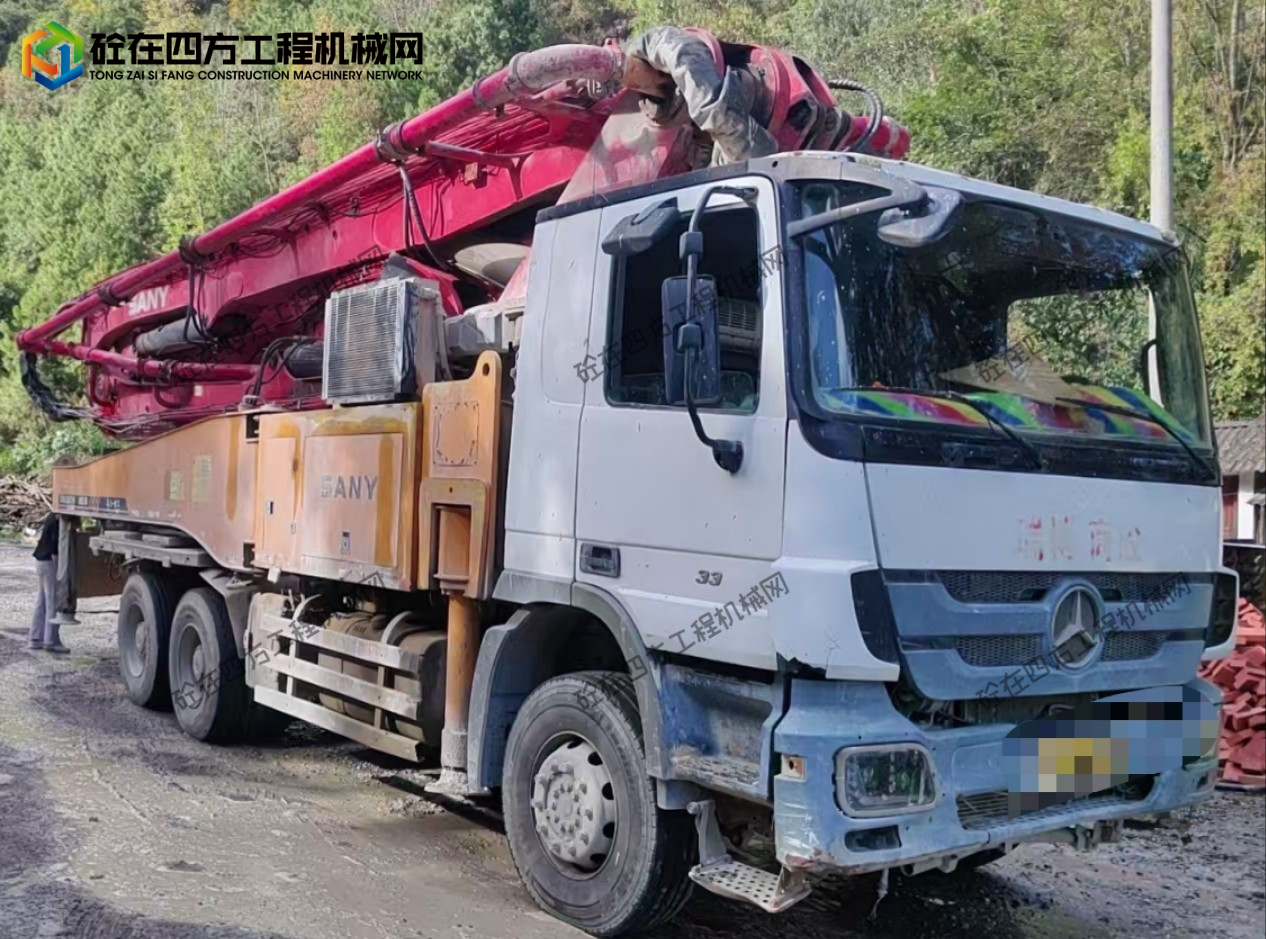 https://images.tongzsf.com/tong/truck_machine/20251218/169436515f33cd.jpg