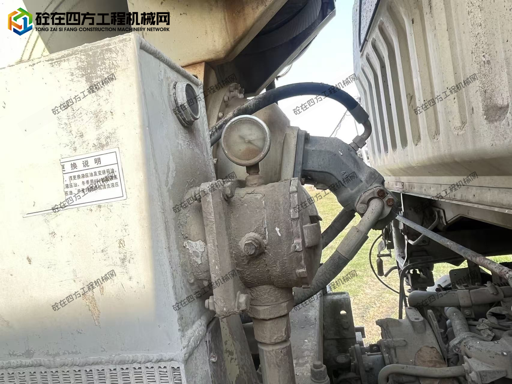 https://images.tongzsf.com/tong/truck_machine/20251219/16944ca98da501.jpg