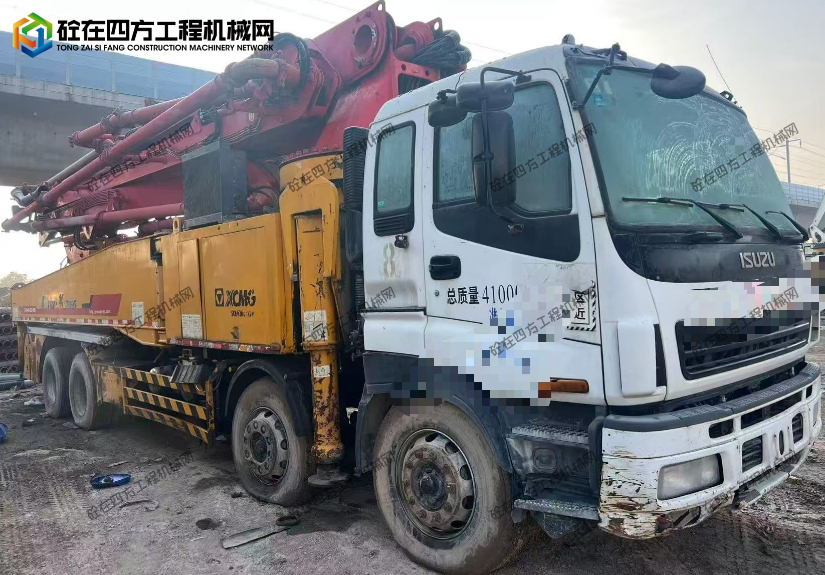https://images.tongzsf.com/tong/truck_machine/20251222/16949426f075db.jpg