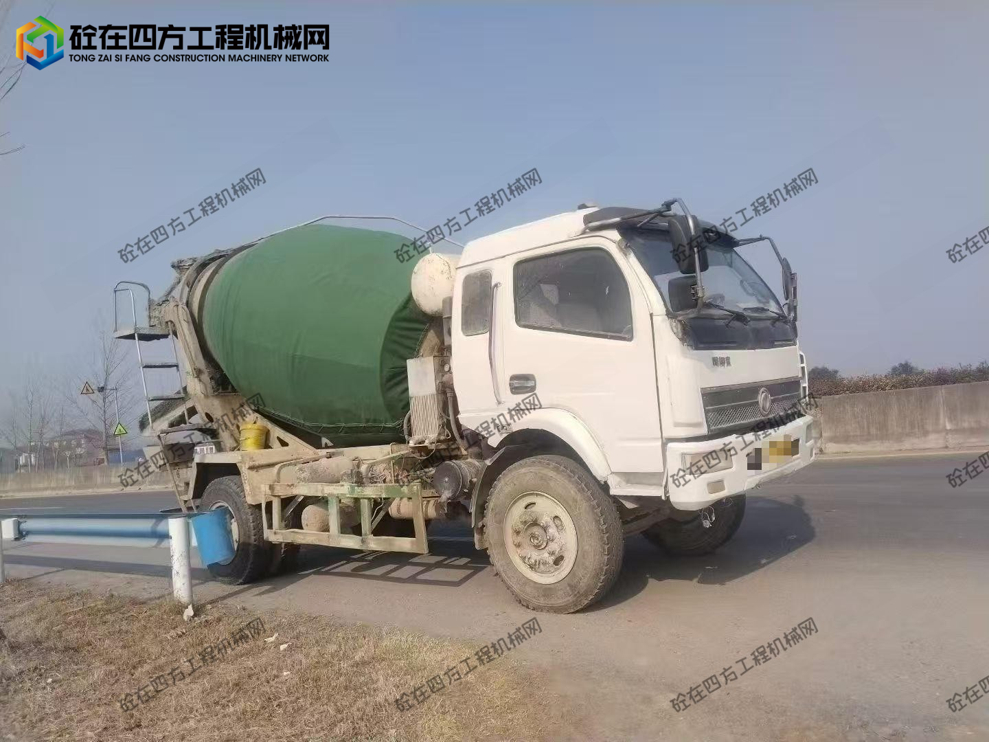 https://images.tongzsf.com/tong/truck_machine/20251224/1694b526f43611.jpg