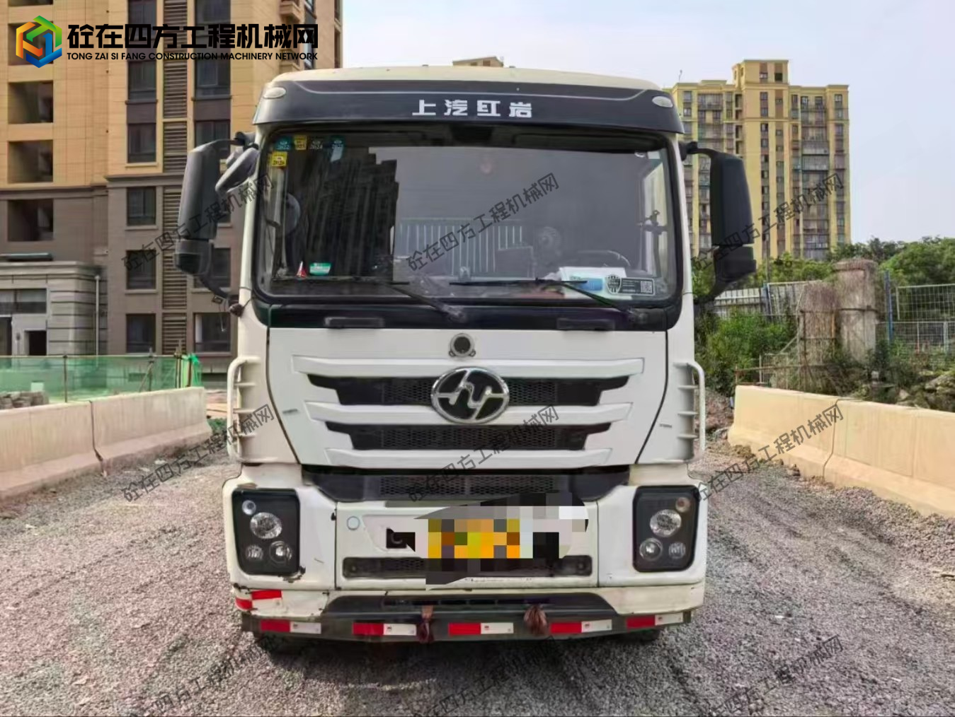 https://images.tongzsf.com/tong/truck_machine/20251225/1694cf66822844.jpg