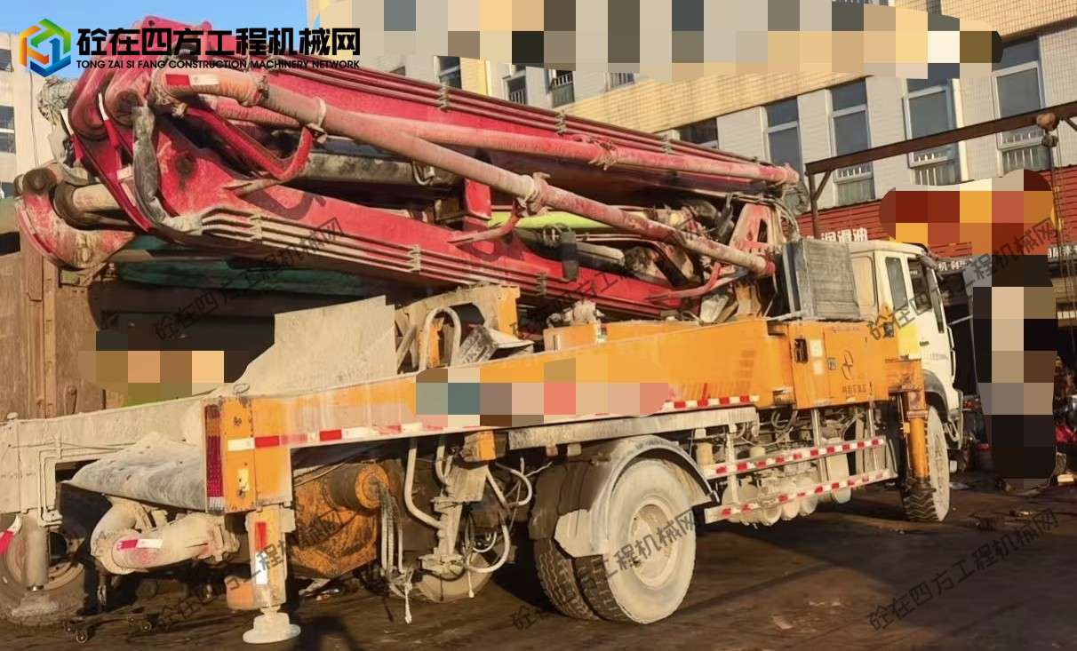 https://images.tongzsf.com/tong/truck_machine/20251229/1695241826e888.jpg