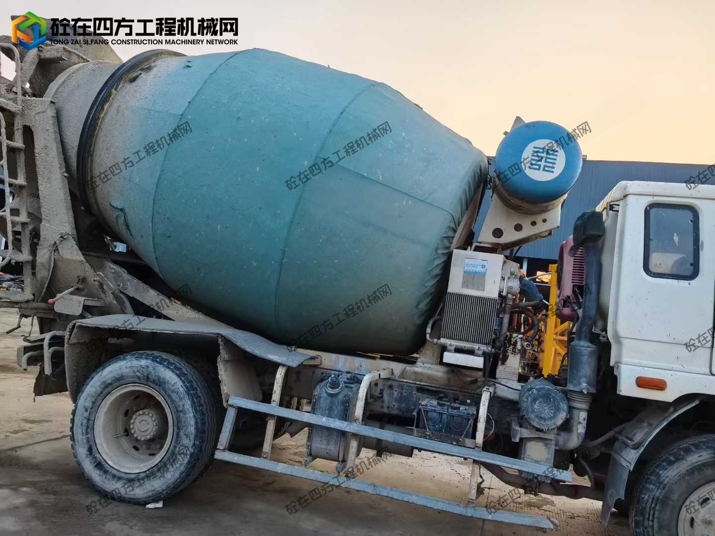 https://images.tongzsf.com/tong/truck_machine/20251230/1695378c8cc8c2.jpg