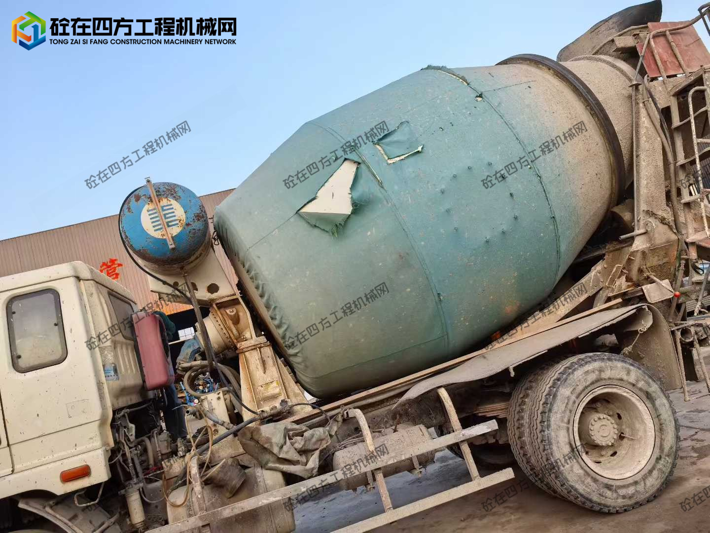 https://images.tongzsf.com/tong/truck_machine/20251230/1695378cc2ee3d.jpg